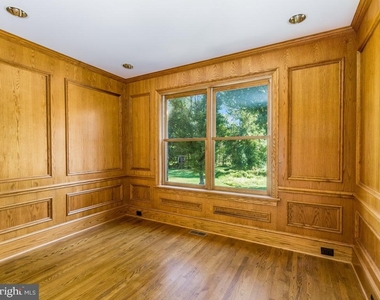 8951 Brook Road - Photo Thumbnail 6