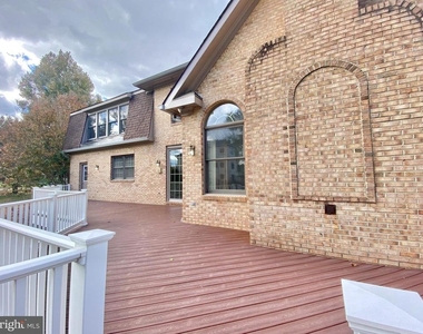 8951 Brook Road - Photo Thumbnail 29