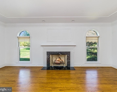 8951 Brook Road - Photo Thumbnail 4