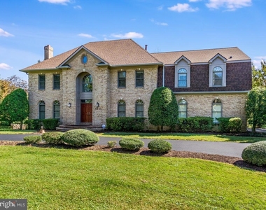 8951 Brook Road - Photo Thumbnail 26