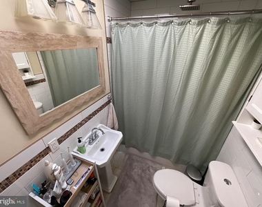 2938 E Thompson Street - Photo Thumbnail 15