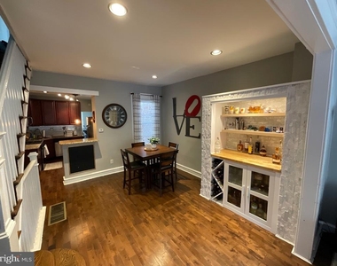 2938 E Thompson Street - Photo Thumbnail 3
