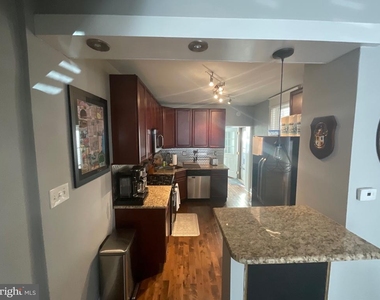2938 E Thompson Street - Photo Thumbnail 6