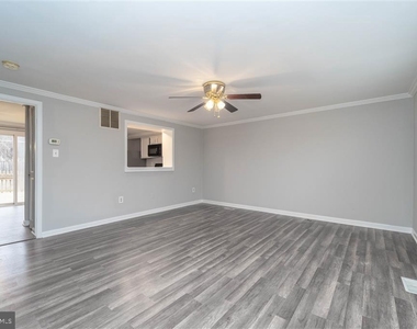 9428 Orbitan Court - Photo Thumbnail 9