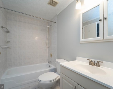 9428 Orbitan Court - Photo Thumbnail 14