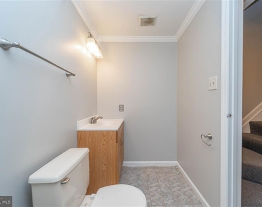 9428 Orbitan Court - Photo Thumbnail 21