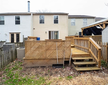 9428 Orbitan Court - Photo Thumbnail 4