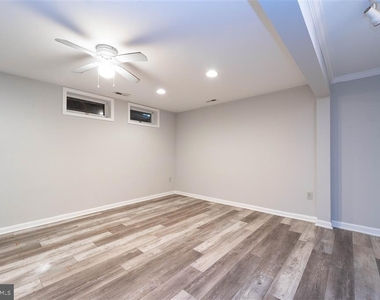 9428 Orbitan Court - Photo Thumbnail 22
