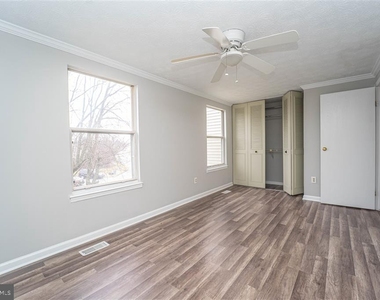 9428 Orbitan Court - Photo Thumbnail 17