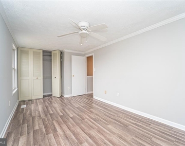 9428 Orbitan Court - Photo Thumbnail 16