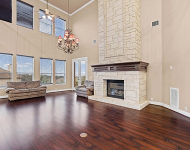 334 Blazing Star Dr - Photo Thumbnail 19