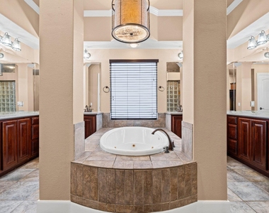 334 Blazing Star Dr - Photo Thumbnail 12