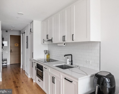 1211 Van Street Se - Photo Thumbnail 30