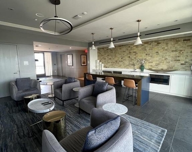 1211 Van Street Se - Photo Thumbnail 12