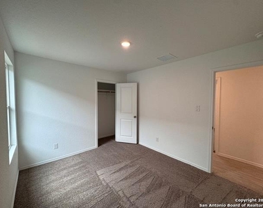 13722 Appleton Way - Photo Thumbnail 11
