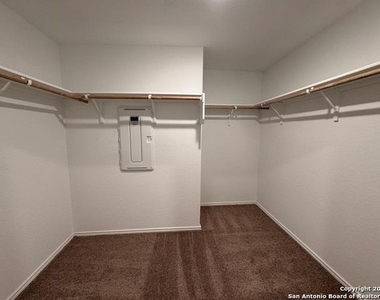 13722 Appleton Way - Photo Thumbnail 18