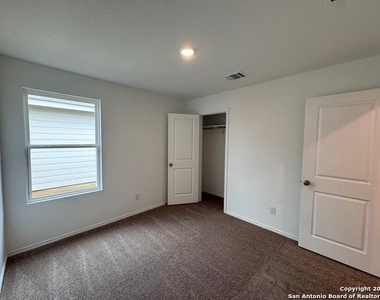 13722 Appleton Way - Photo Thumbnail 13