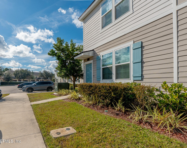 513 Spanish Oaks Way - Photo Thumbnail 2