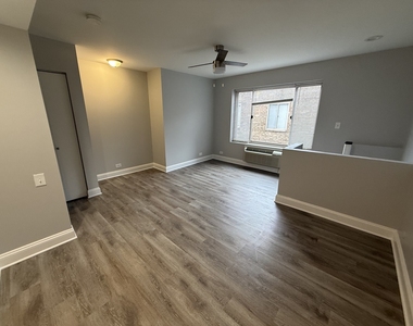 744 W Gordon Terrace - Photo Thumbnail 10