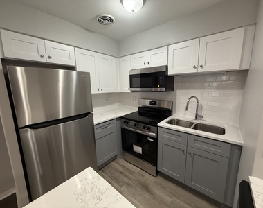 744 W Gordon Terrace - Photo Thumbnail 5