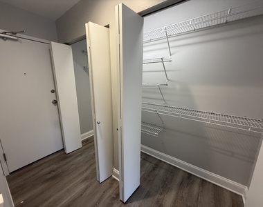 744 W Gordon Terrace - Photo Thumbnail 12