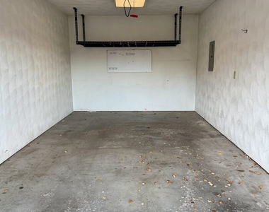 2500 Grant Street - Photo Thumbnail 10