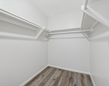 9031 Gaylord Street - Photo Thumbnail 12