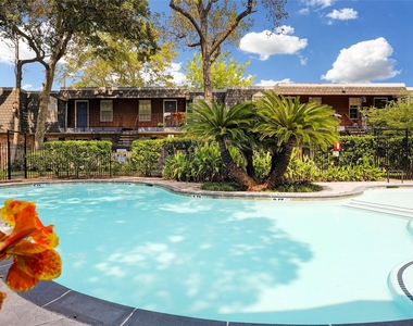 9031 Gaylord Street - Photo Thumbnail 18