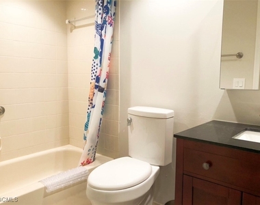 340 S Horse Creek Drive - Photo Thumbnail 11