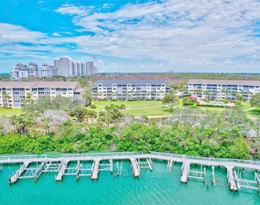 340 S Horse Creek Drive - Photo Thumbnail 4
