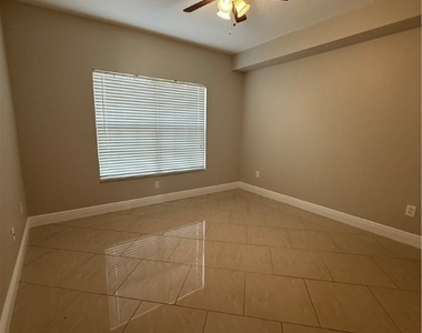 8555 Bernwood Cove Loop - Photo Thumbnail 8