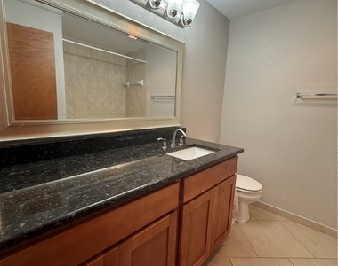 8555 Bernwood Cove Loop - Photo Thumbnail 19