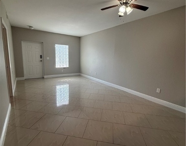 8555 Bernwood Cove Loop - Photo Thumbnail 3