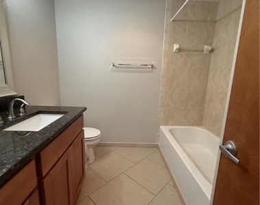 8555 Bernwood Cove Loop - Photo Thumbnail 20