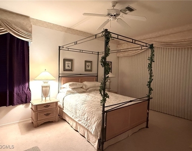11081 Lakeland Circle - Photo Thumbnail 8