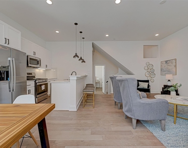 6030 Beall Street - Photo Thumbnail 2