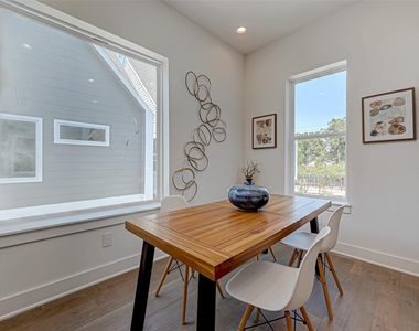 6030 Beall Street - Photo Thumbnail 5