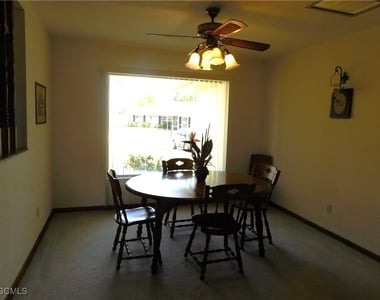 904 Se 18th Street - Photo Thumbnail 4