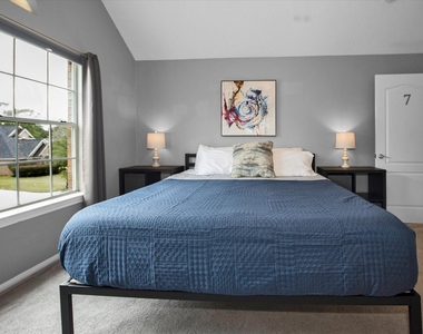 8219 Shoregrove Drive - Photo Thumbnail 19