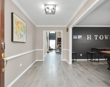 1807 Saddlecreek Drive - Photo Thumbnail 33