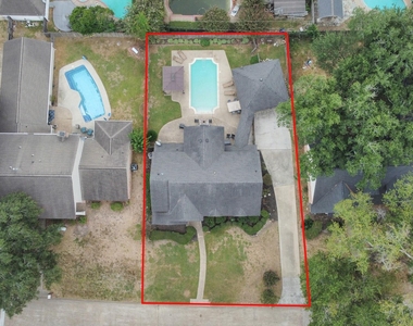 1807 Saddlecreek Drive - Photo Thumbnail 25