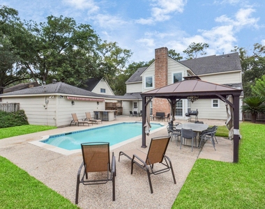 1807 Saddlecreek Drive - Photo Thumbnail 28