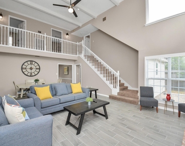 1807 Saddlecreek Drive - Photo Thumbnail 35