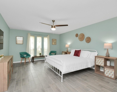 1807 Saddlecreek Drive - Photo Thumbnail 41
