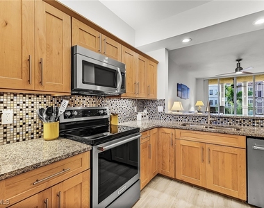 401 Bayfront Place - Photo Thumbnail 6
