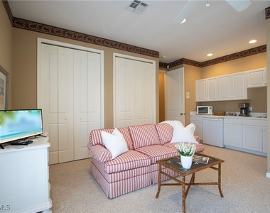 476 1st Avenue N - Photo Thumbnail 13