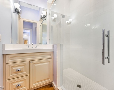 481 21st Avenue S - Photo Thumbnail 35