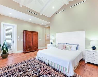 481 21st Avenue S - Photo Thumbnail 12