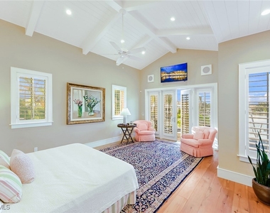 481 21st Avenue S - Photo Thumbnail 11