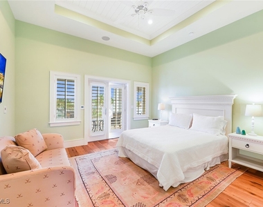 481 21st Avenue S - Photo Thumbnail 27